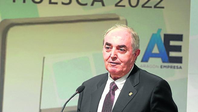 Manuel Rodríguez Chesa durante la gala de entrega del Premio Empresa Huesca 2022 este martes.