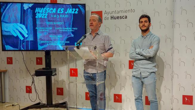Ramón Lasaosa y Alejandro Esperanza, durante la presentación de Huesca es Jazz.