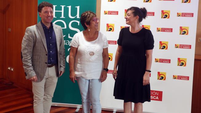 Fernando Blasco, Elisa Sancho y Estela Rasal en la presentación de la campaña.