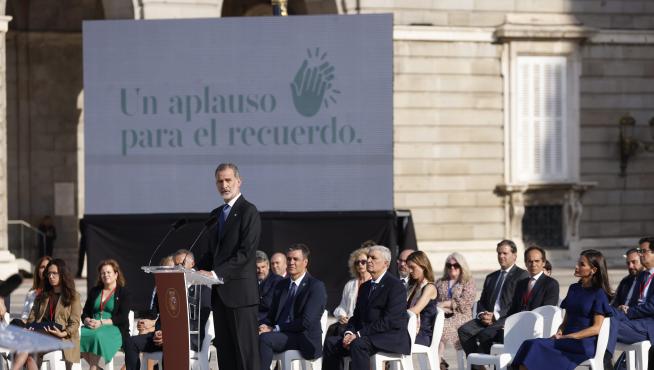 Felipe VI durante su intervención en el tercer acto de homenaje a las víctimas de la pandemia.