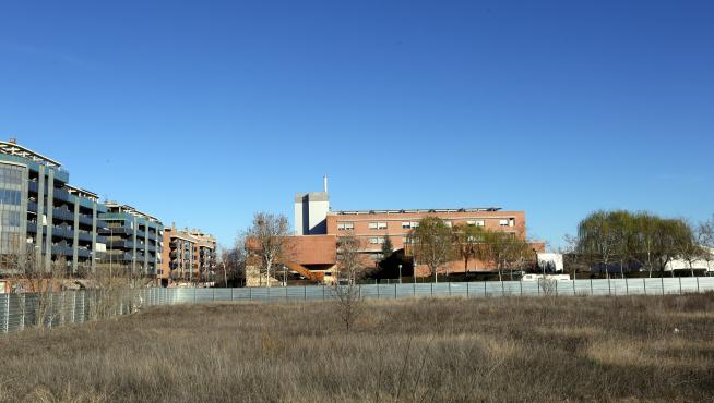 Vista de la parcela ubicada en la calle Calatayud, número 20 de Huesca.