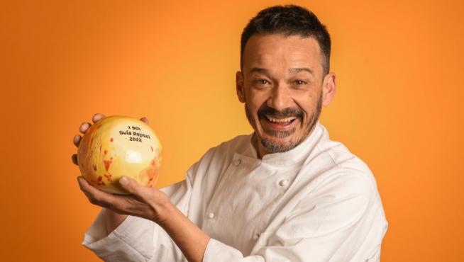 Diego Herrero está al frente de la cocina de Vidocq, uno de los restaurantes galardonados.