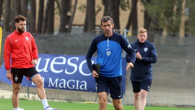Cuco Ziganda durante el último entrenamiento del Huesca en el Pirámide.