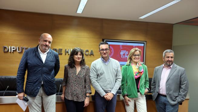 Fernando Anel, Ana Mastral, Roque Vicente, Anabel Costas y Unai Navarro durante la presentación.