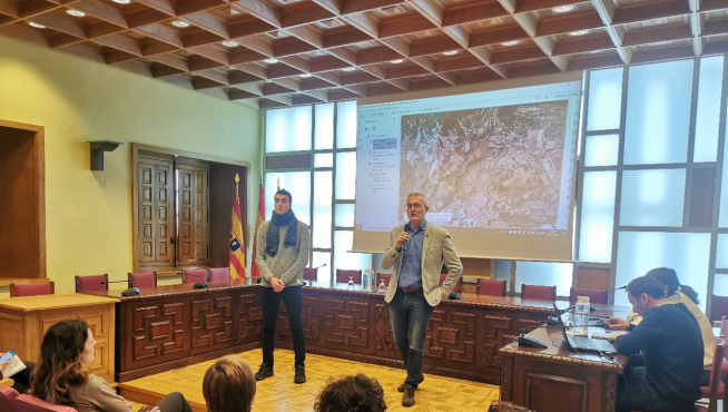 Reunión informativa sobre las comunidades energéticas en Jaca.