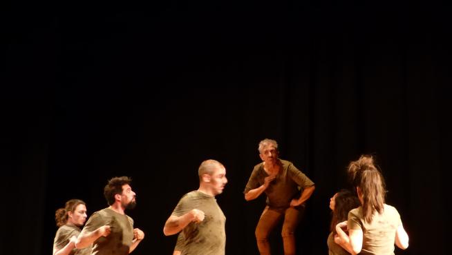 Imagen de la sesión del sábado de la compañía Alopargo Teatro, de Bilbao.