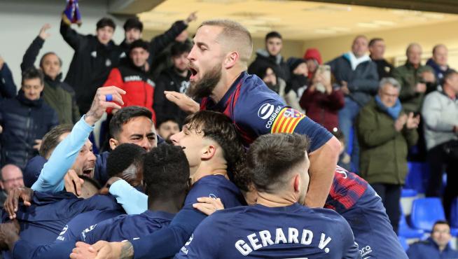 Los jugadores de la SD Huesca celebran un tanto en El Alcoraz esta temporada.