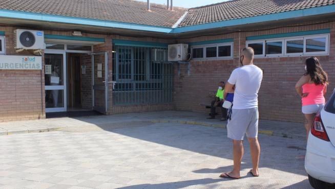 Foto de archivo del Centro de Salud de Sariñena, que los sindicatos temen que no se cubra.