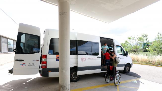 Transporte de usuarios de Aspace desde el centro asistencial de Huesca.