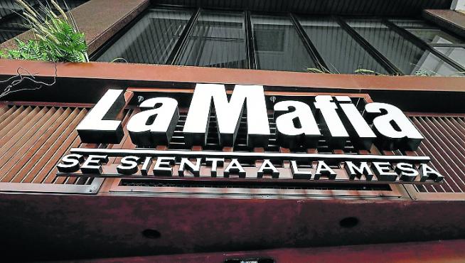 Fachada de la empresa de restauración La Mafia se sienta a la mesa, con establecimientos en Zaragoza.