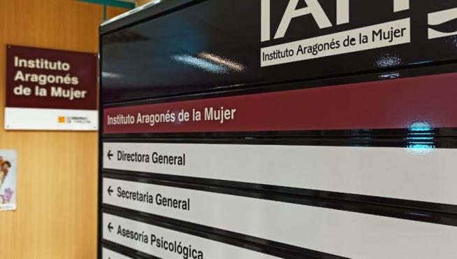 Imagen de la sede del Instituto Aragonés de la Mujer (IAM).
