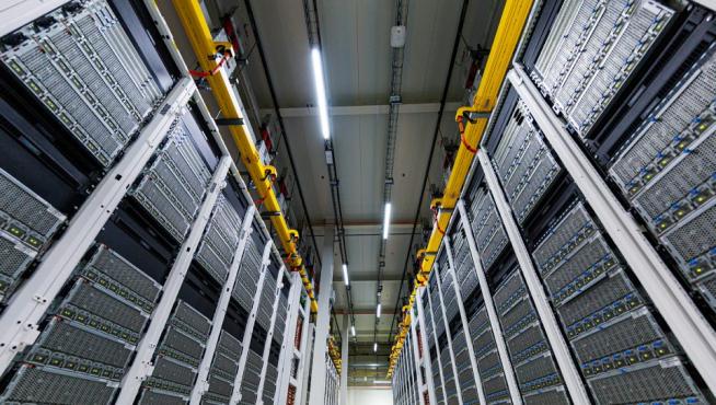 La nueva infraestructura que Microsoft planea en España podría sumar 8.400 millones de euros al PIB nacional.