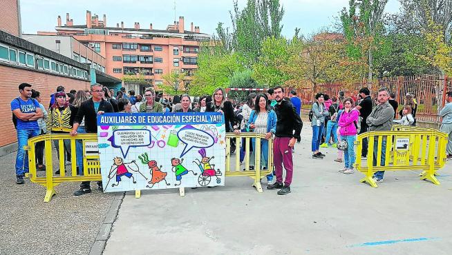 El Colegio Pedro J. Rubio de Huesca se sumó una semana más a las movilizaciones.