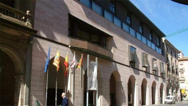Foto de archivo de la sede de la Diputación Provincial de Huesca.