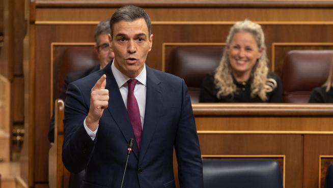 Pedro Sánchez durante su intervención en la sesión del control del Gobierno