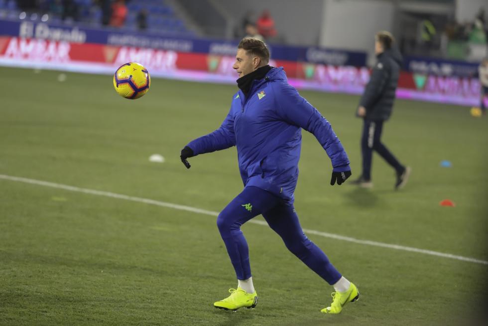 Victoria del Huesca ante el Betis (2-1)