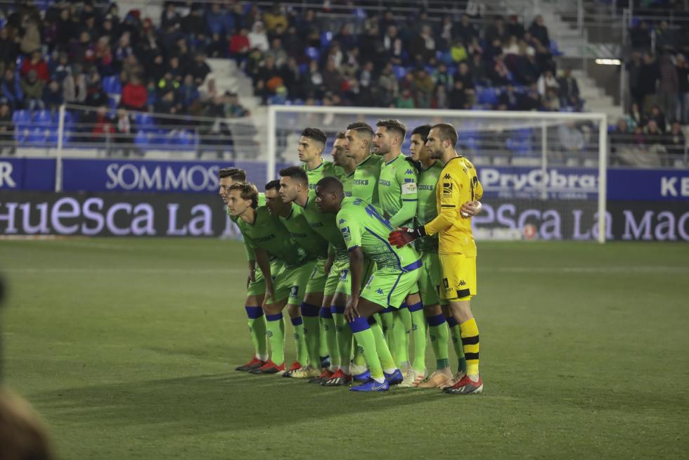 Victoria del Huesca ante el Betis (2-1)