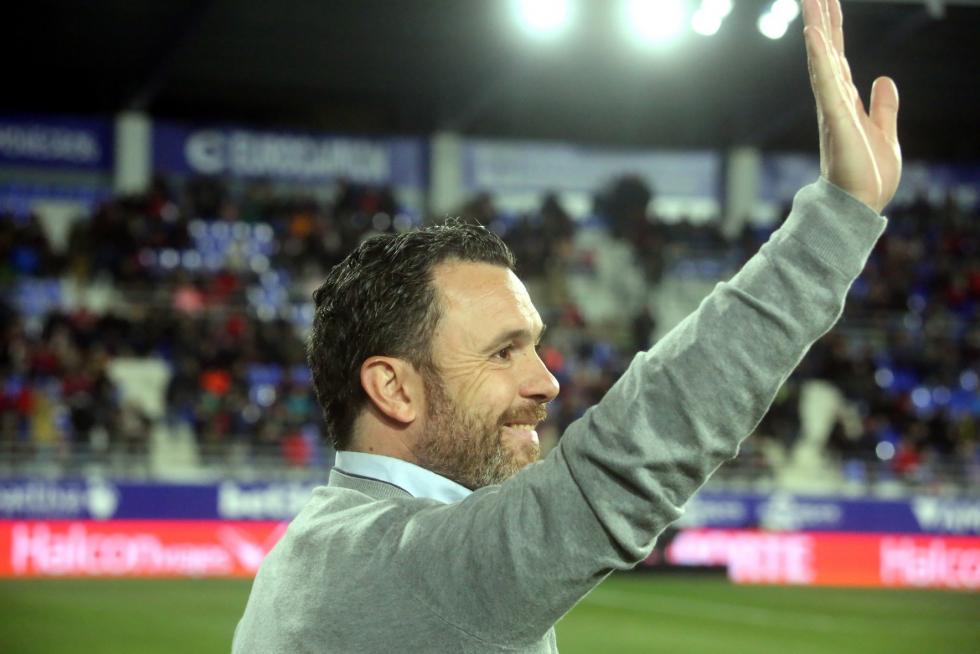 Gran victoria del Huesca ante el Valladolid (4-0)