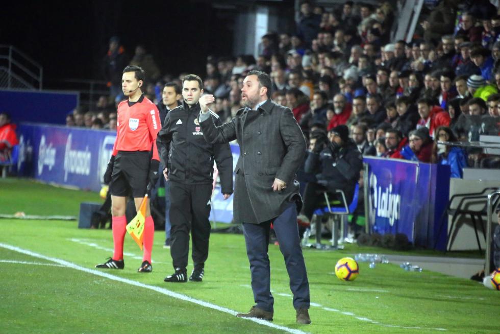 Gran victoria del Huesca ante el Valladolid (4-0)