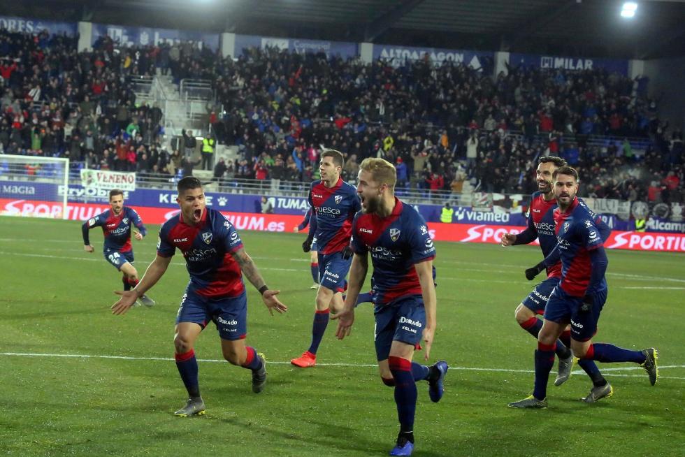 Gran victoria del Huesca ante el Valladolid (4-0)