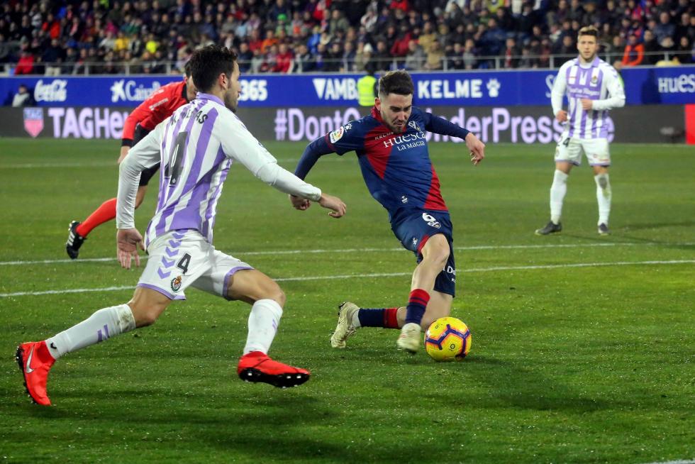 Gran victoria del Huesca ante el Valladolid (4-0)
