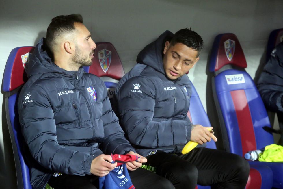 Gran victoria del Huesca ante el Valladolid (4-0)