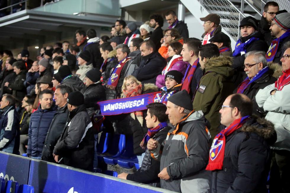 Gran victoria del Huesca ante el Valladolid (4-0)