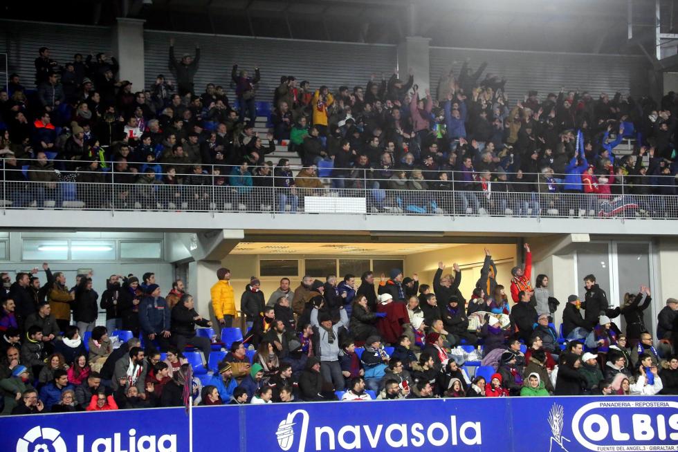 Gran victoria del Huesca ante el Valladolid (4-0)