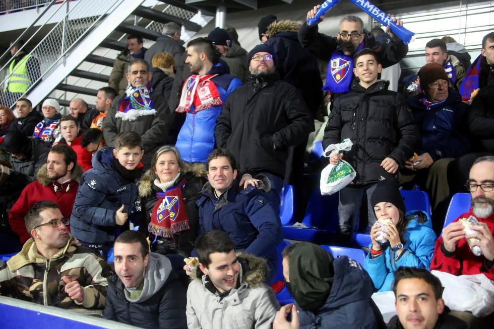 Gran victoria del Huesca ante el Valladolid (4-0)