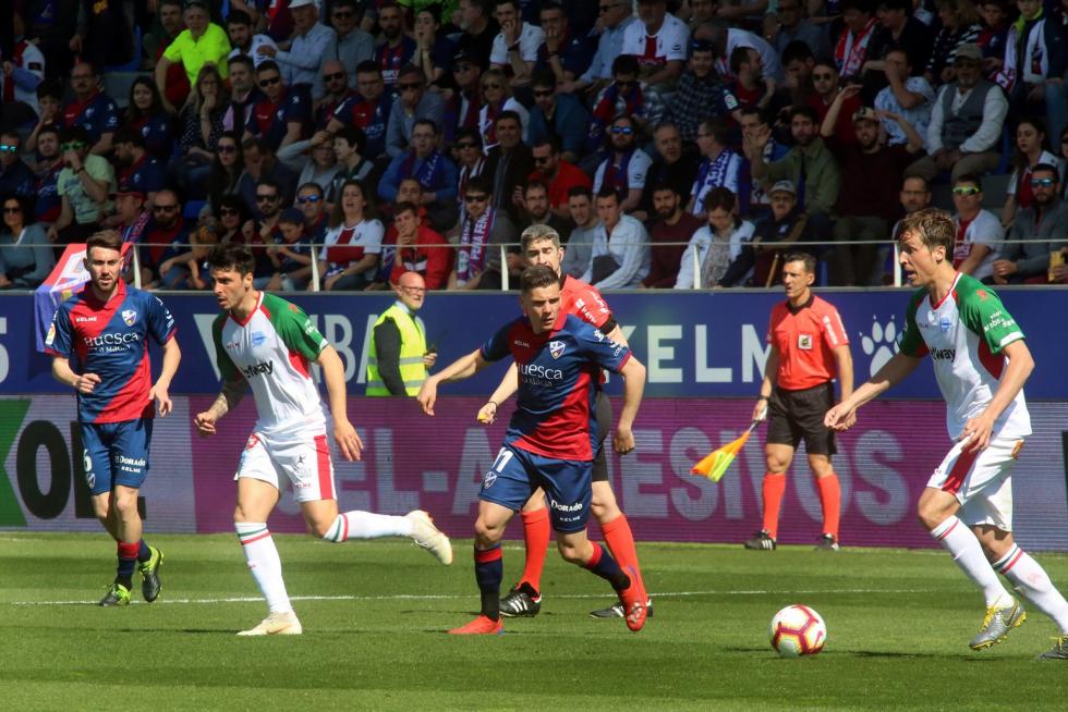 El Huesca cae derrotado ante el Alavés