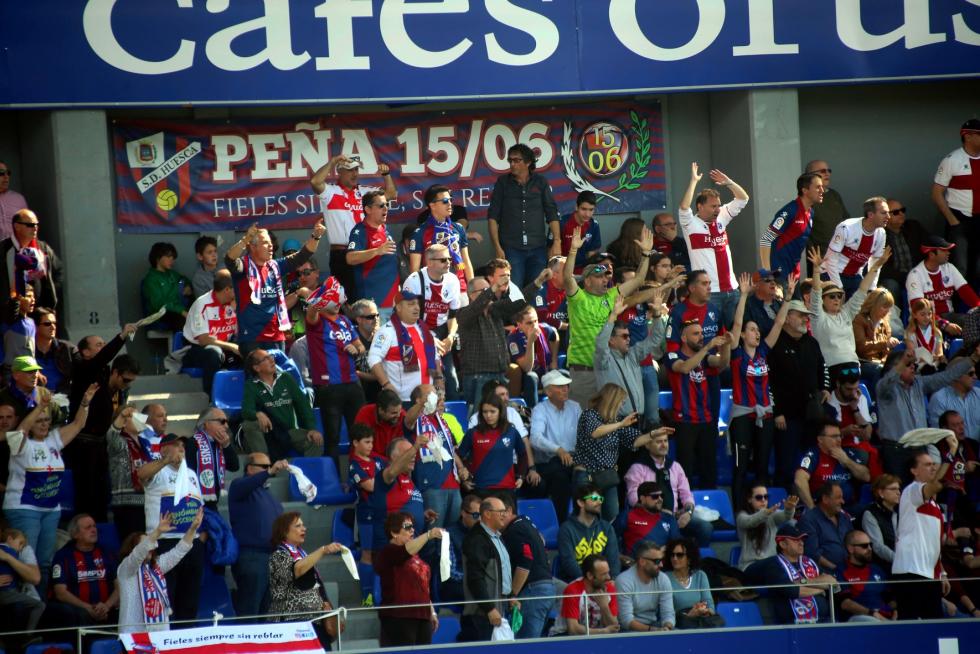 El Huesca cae derrotado ante el Alavés