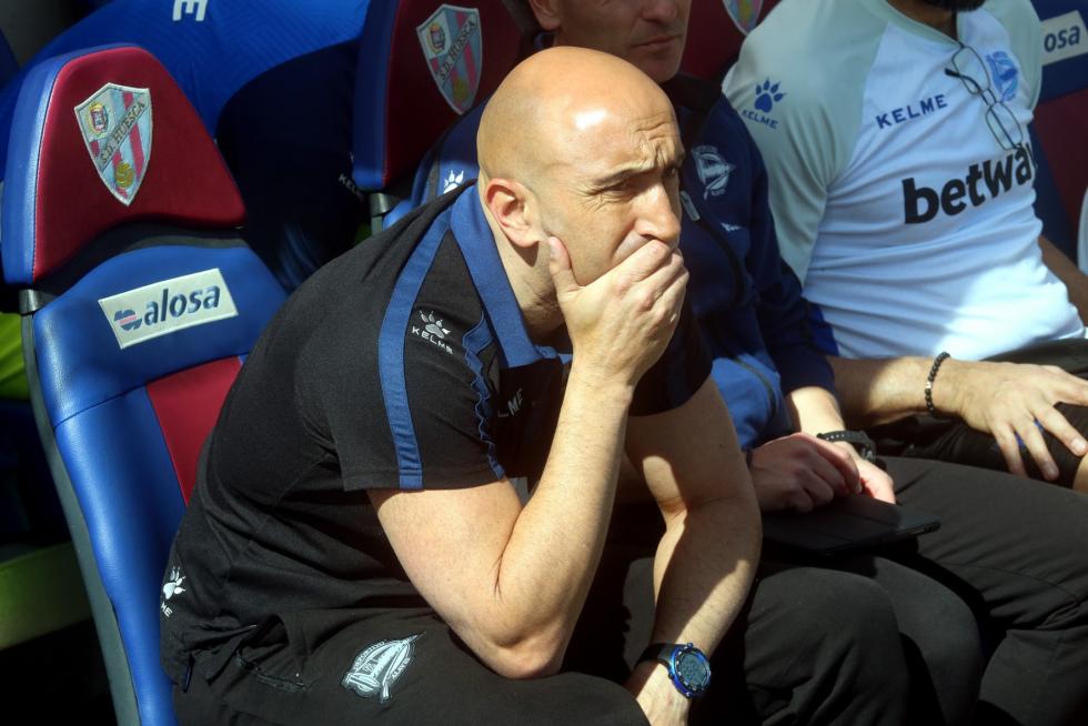 El Huesca cae derrotado ante el Alavés