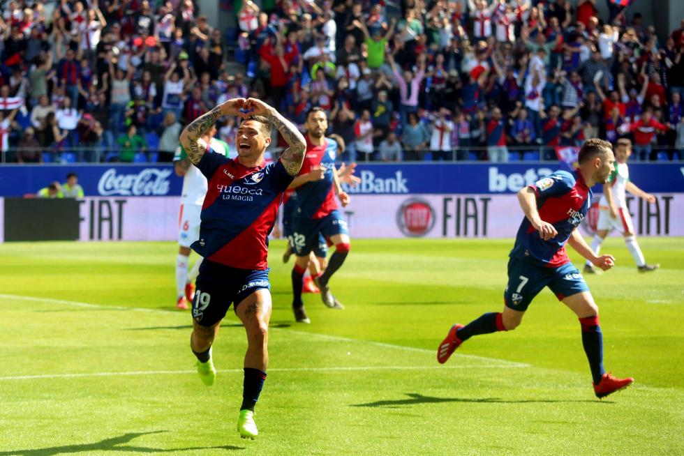 El Huesca cae derrotado ante el Alavés