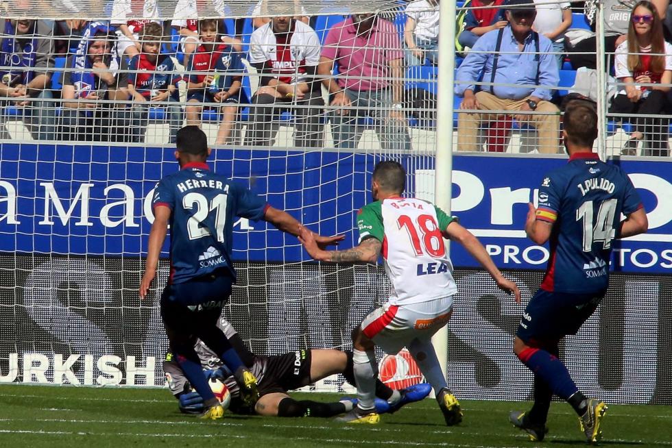 El Huesca cae derrotado ante el Alavés