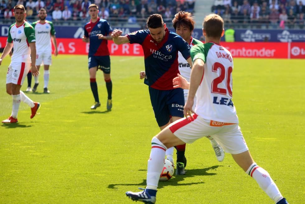 El Huesca cae derrotado ante el Alavés