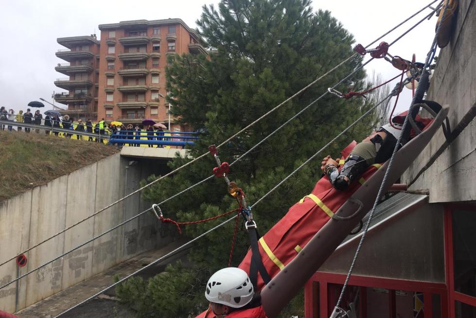 Simulacro de la UME en el Pirineo