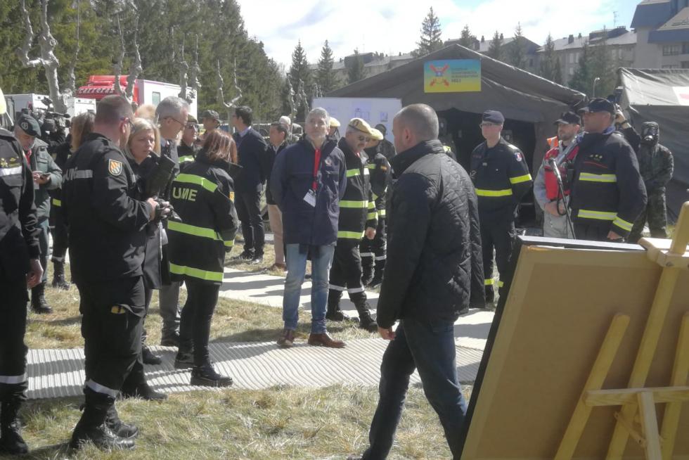 Simulacro de la UME en el Pirineo