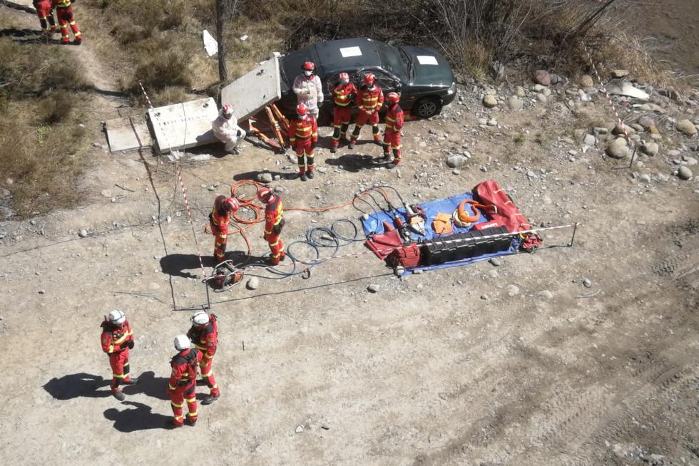 Simulacro de la UME en el Pirineo