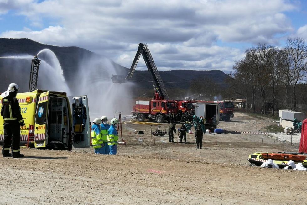 Simulacro de la UME en el Pirineo
