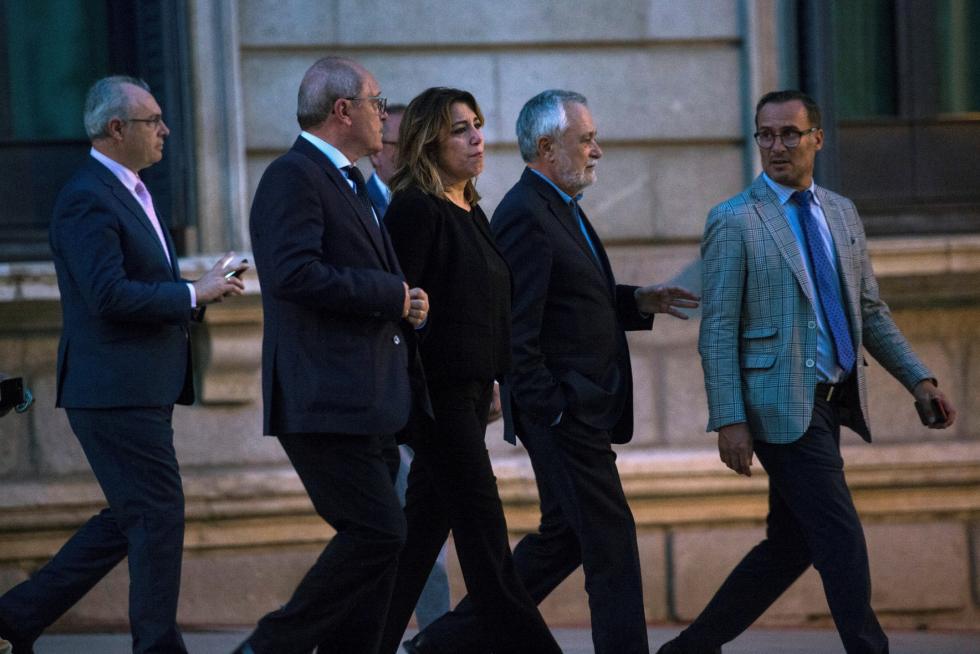 Imágenes de duelo y de la capilla ardiente de Alfredo Pérez Rubalcaba