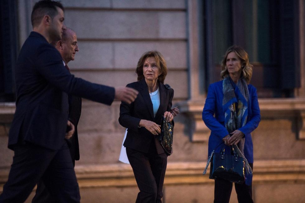 Imágenes de duelo y de la capilla ardiente de Alfredo Pérez Rubalcaba