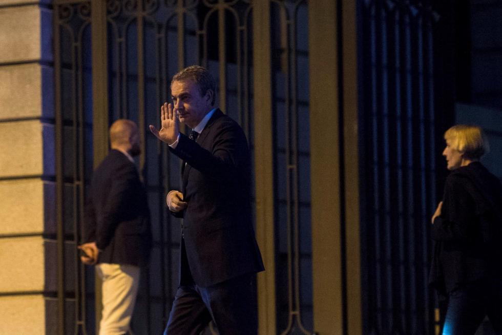 Imágenes de duelo y de la capilla ardiente de Alfredo Pérez Rubalcaba