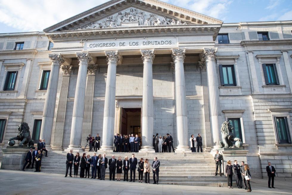 Imágenes de duelo y de la capilla ardiente de Alfredo Pérez Rubalcaba