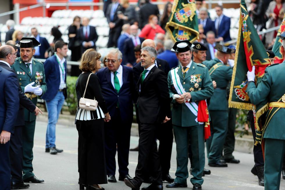 Desfile de la Guardia Civil en Huesca