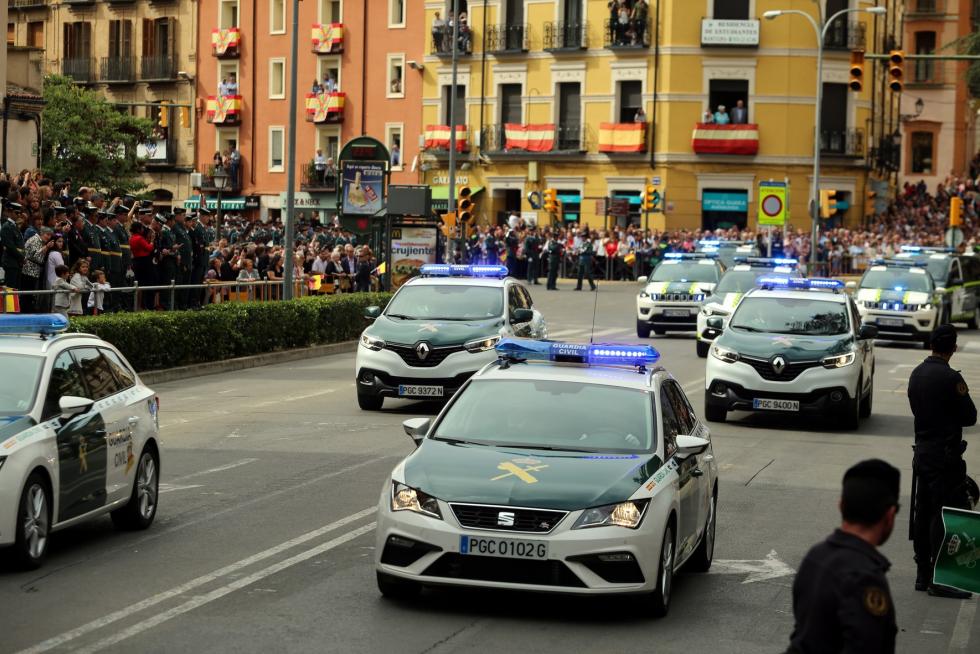 Desfile de la Guardia Civil en Huesca
