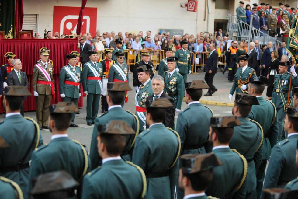 Desfile de la Guardia Civil en Huesca