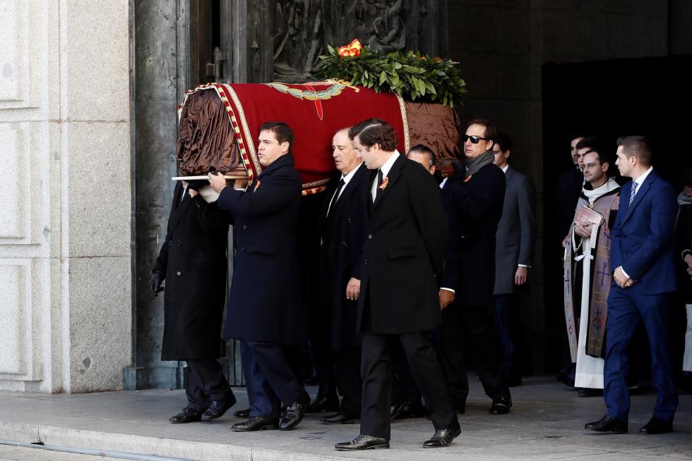 Exhumación de Franco del Valle de los Caídos