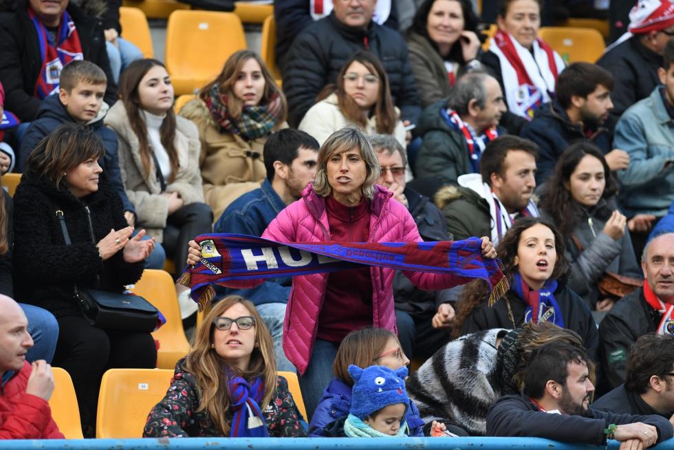 El Huesca derrota al Alcorcón 0-2 en Santo Domingo