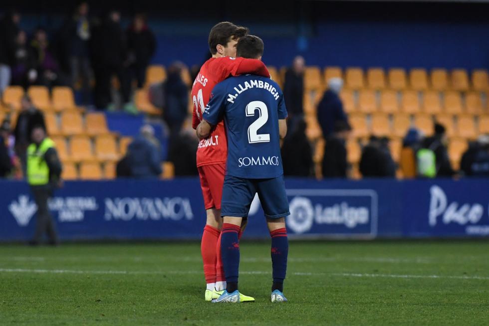 El Huesca derrota al Alcorcón 0-2 en Santo Domingo