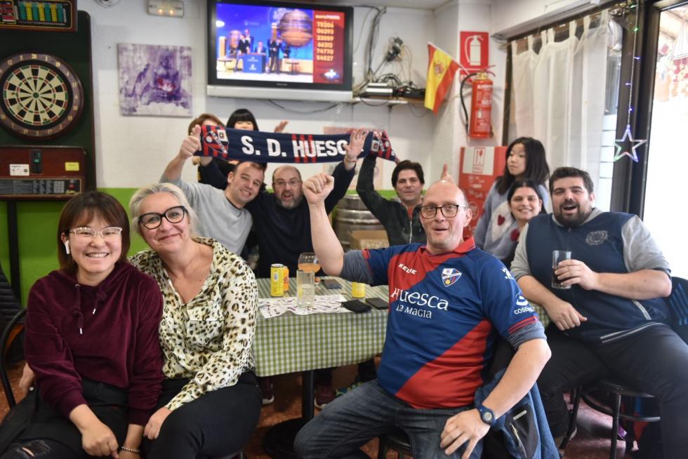 Todas las fotos del derbi Huesca-Zaragoza